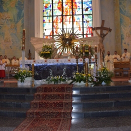 Spotkanie Szkół w Katedrze i Parku Papieskim w Rzeszowie